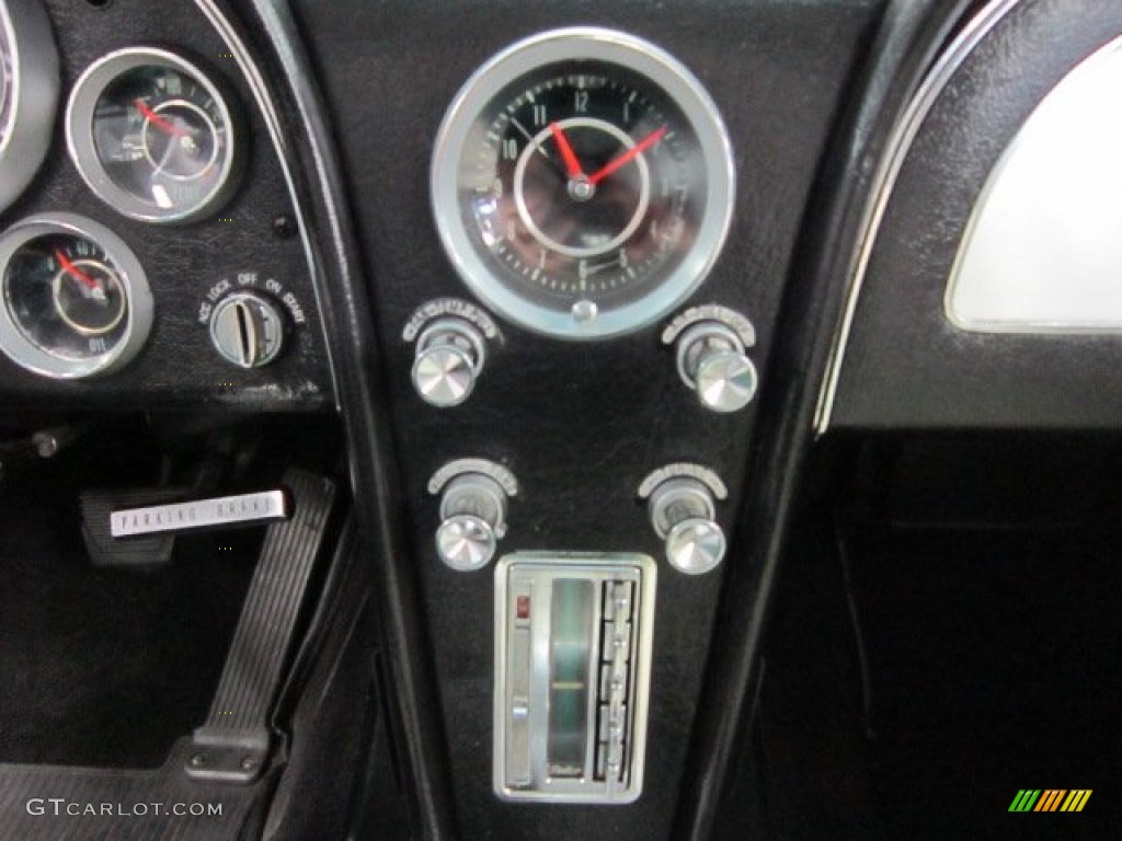 1964 Chevrolet Corvette Sting Ray Coupe Controls Photo #57257184