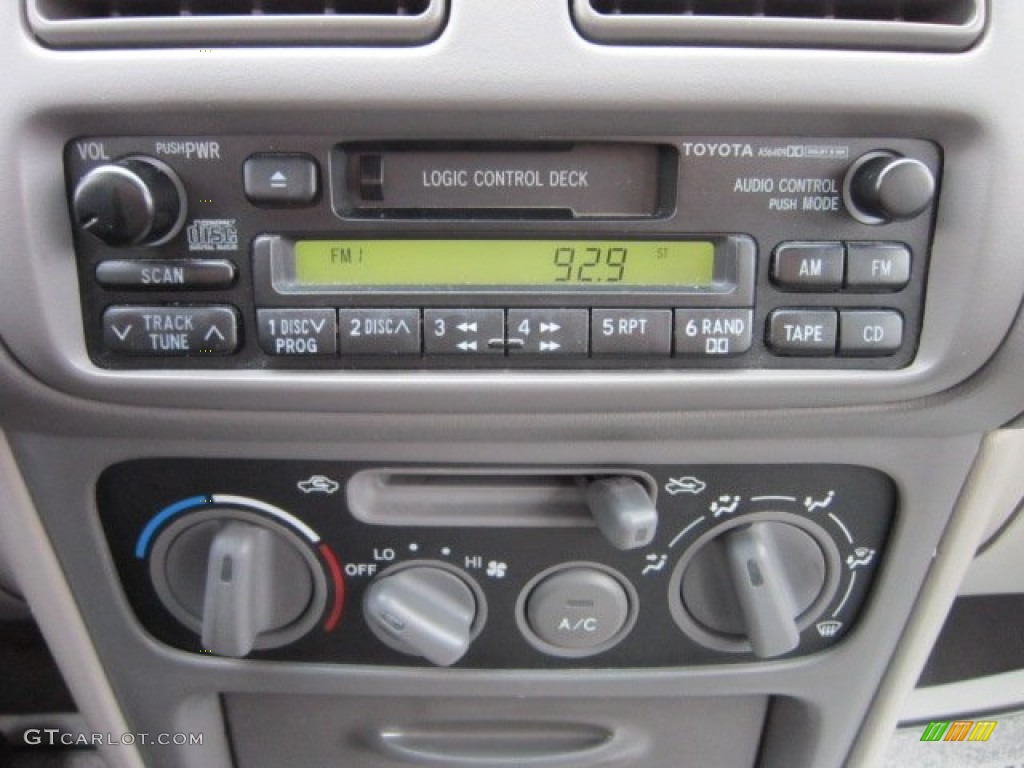 1998 Toyota Corolla LE Controls Photo #57259760