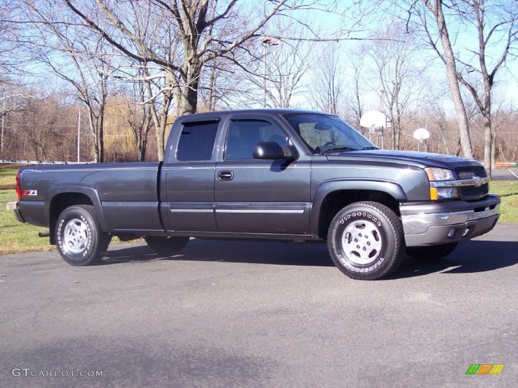 2004 Silverado 1500 LS Extended Cab 4x4 - Dark Gray Metallic / Medium Gray photo #2