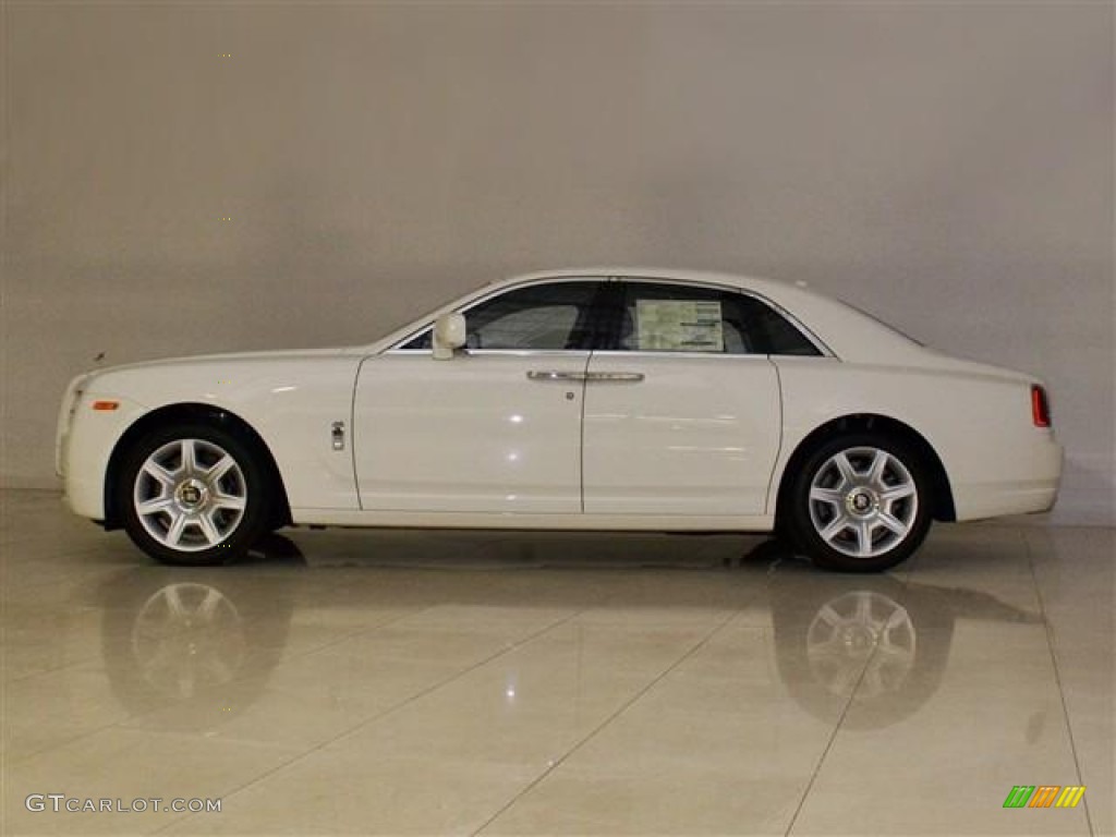 English White 2011 Rolls-Royce Ghost Standard Ghost Model Exterior Photo #57264512