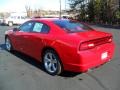 Redline 3-Coat Pearl - Charger SXT Plus Photo No. 2