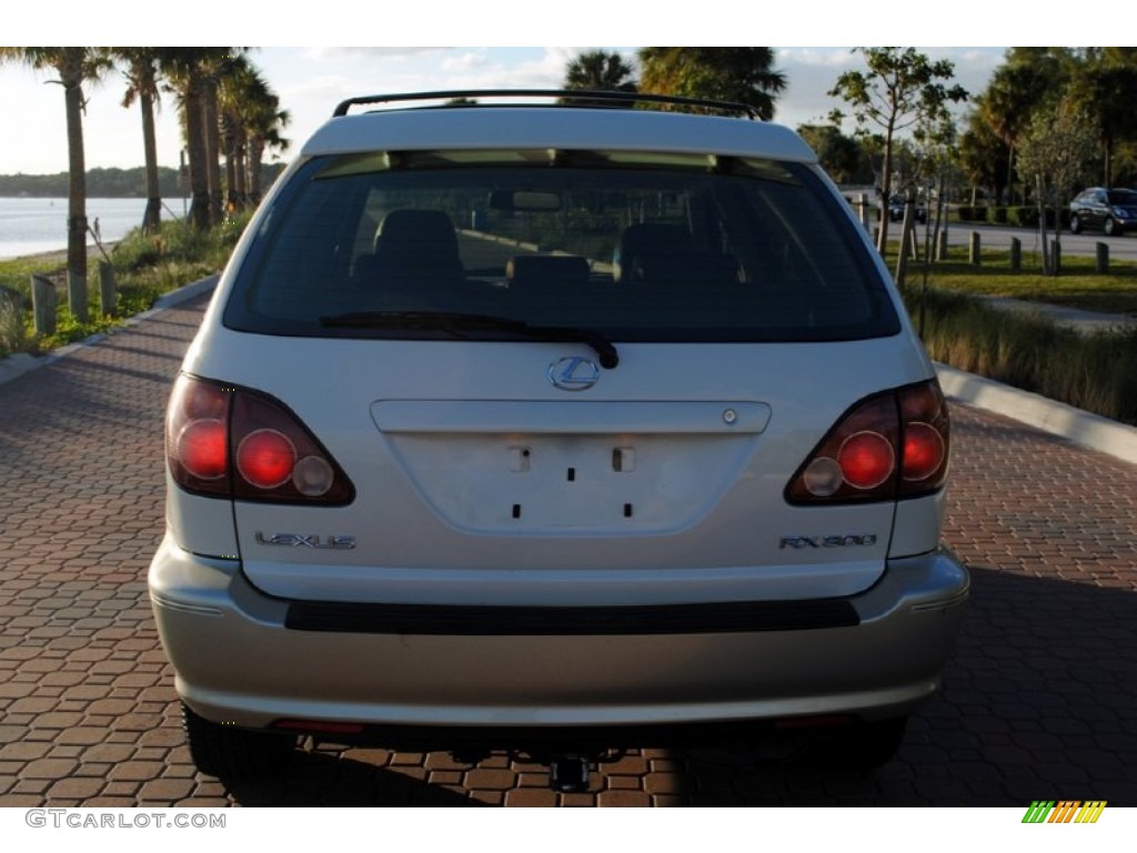 1999 RX 300 AWD - Golden White Pearl / Ivory photo #5