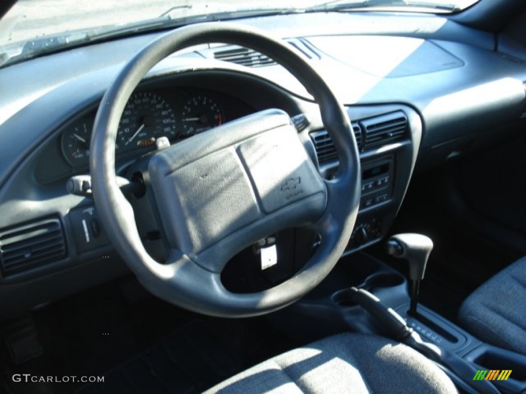 2002 Cavalier Sedan - Mayan Gold Metallic / Neutral photo #8