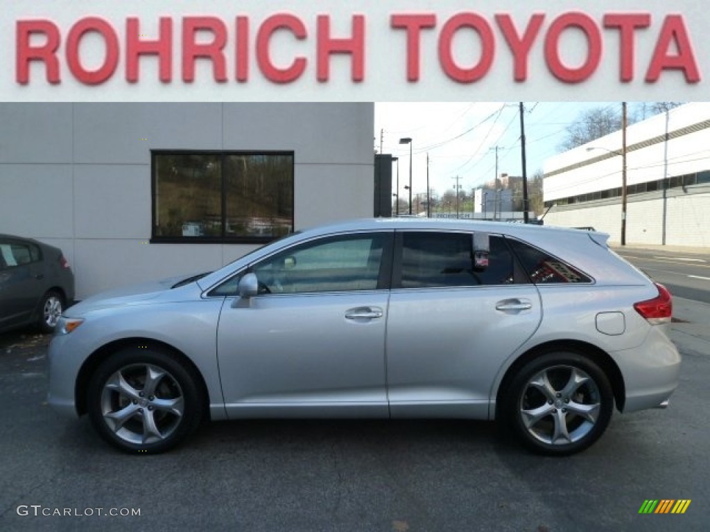 2009 Venza V6 AWD - Classic Silver Metallic / Gray photo #1