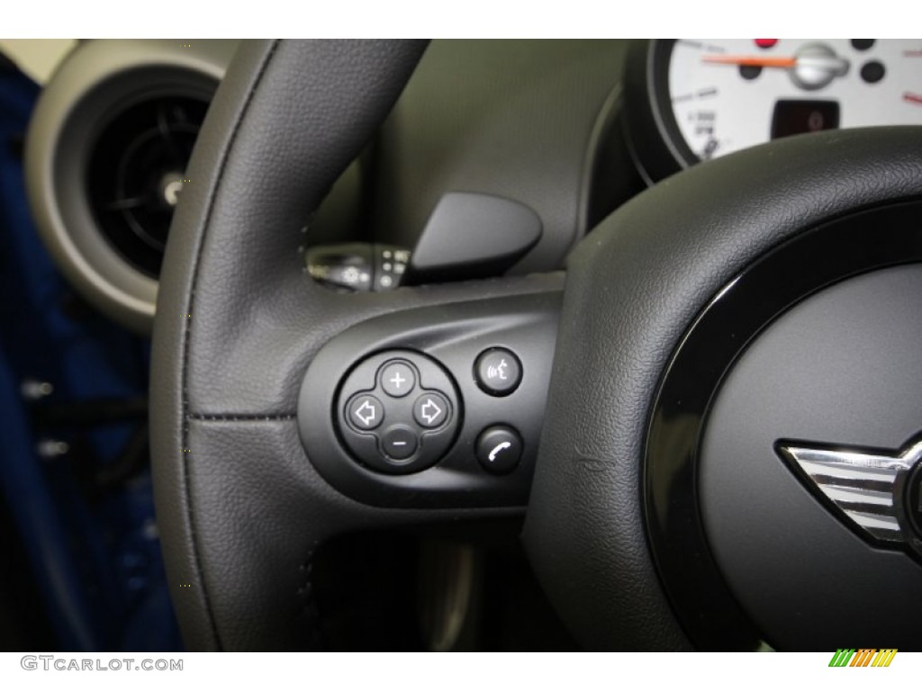 2012 Mini Cooper S Countryman Controls Photo #57273546
