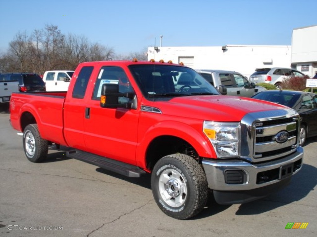 2012 F350 Super Duty XLT SuperCab 4x4 - Vermillion Red / Steel photo #2