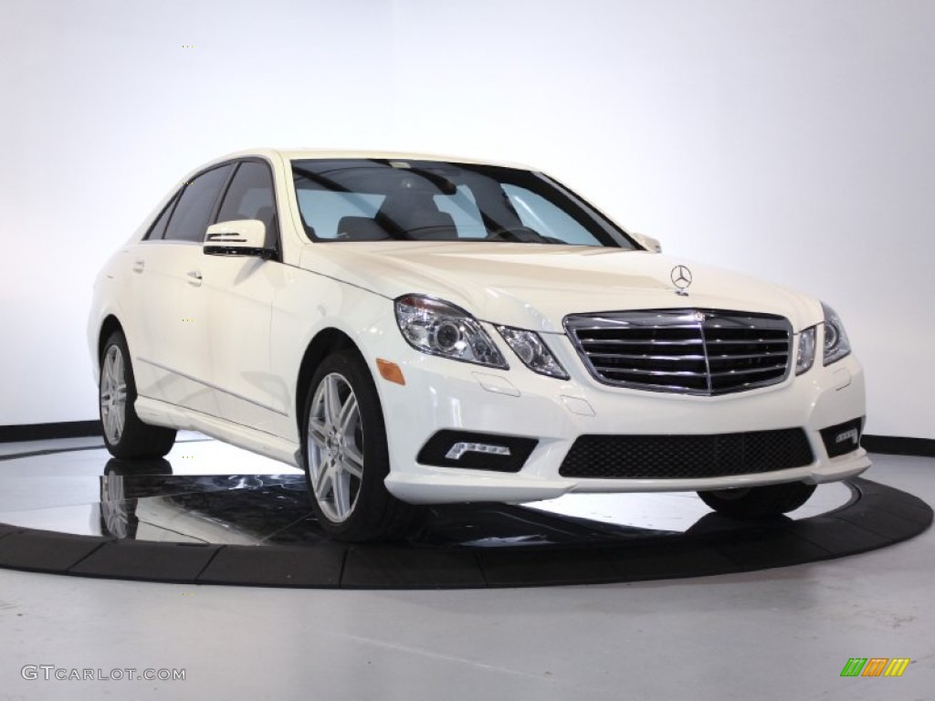 2010 E 550 Sedan - Arctic White / Almond Beige photo #3