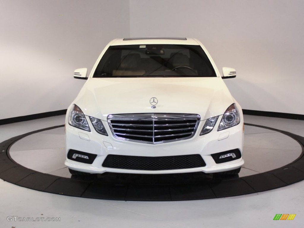 2010 E 550 Sedan - Arctic White / Almond Beige photo #11