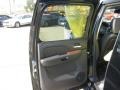 Black - Suburban 1500 LTZ 4x4 Photo No. 16