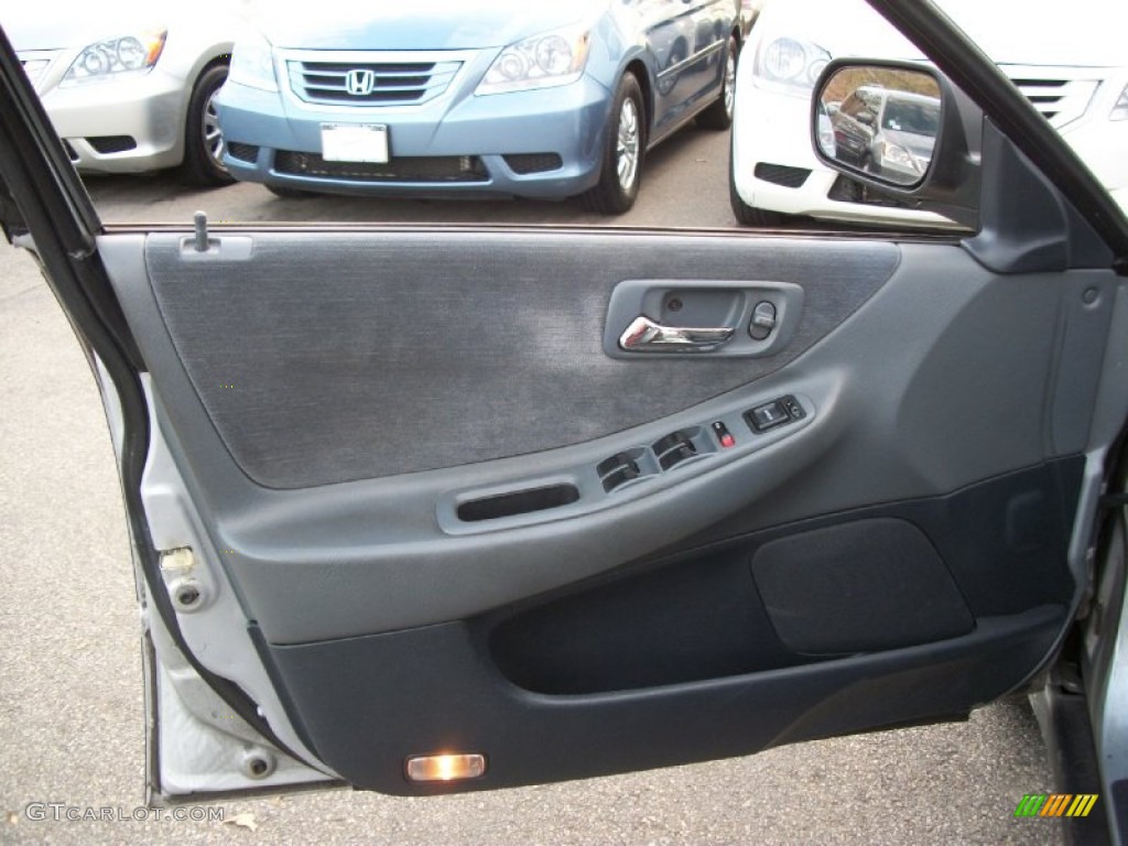 2000 Honda accord coupe door panel