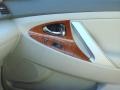 Black - Camry XLE Photo No. 16