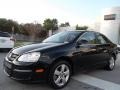 Black Uni - Jetta SE Sedan Photo No. 1
