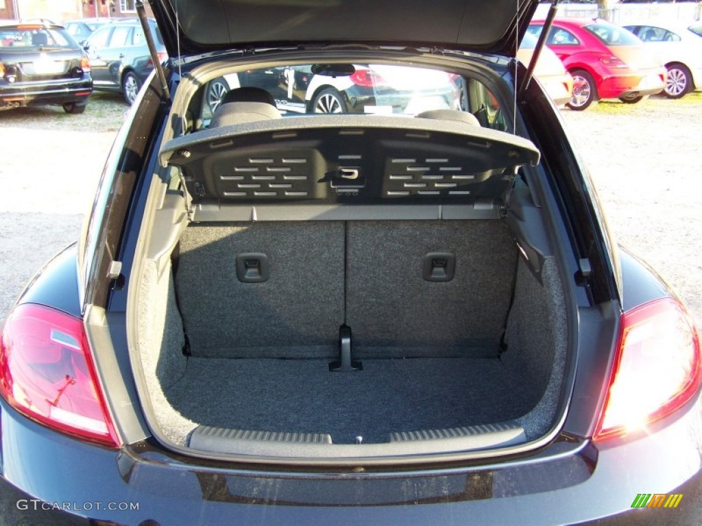 2012 Volkswagen Beetle Turbo Trunk Photo #57286023