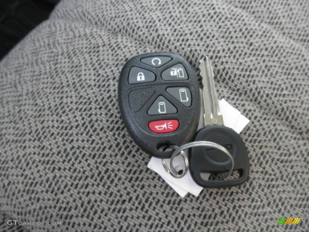 2012 GMC Savana Van 2500 Work Van Keys Photos