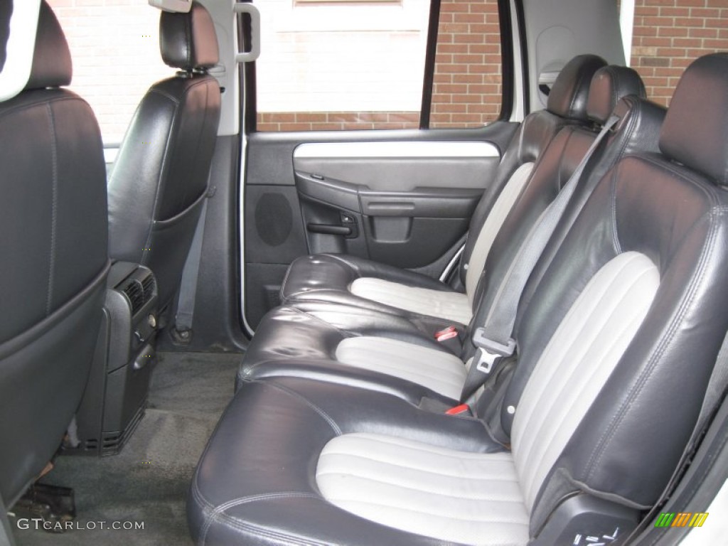 Midnight Grey Interior 2004 Mercury Mountaineer V8 Premier AWD Photo #57287772