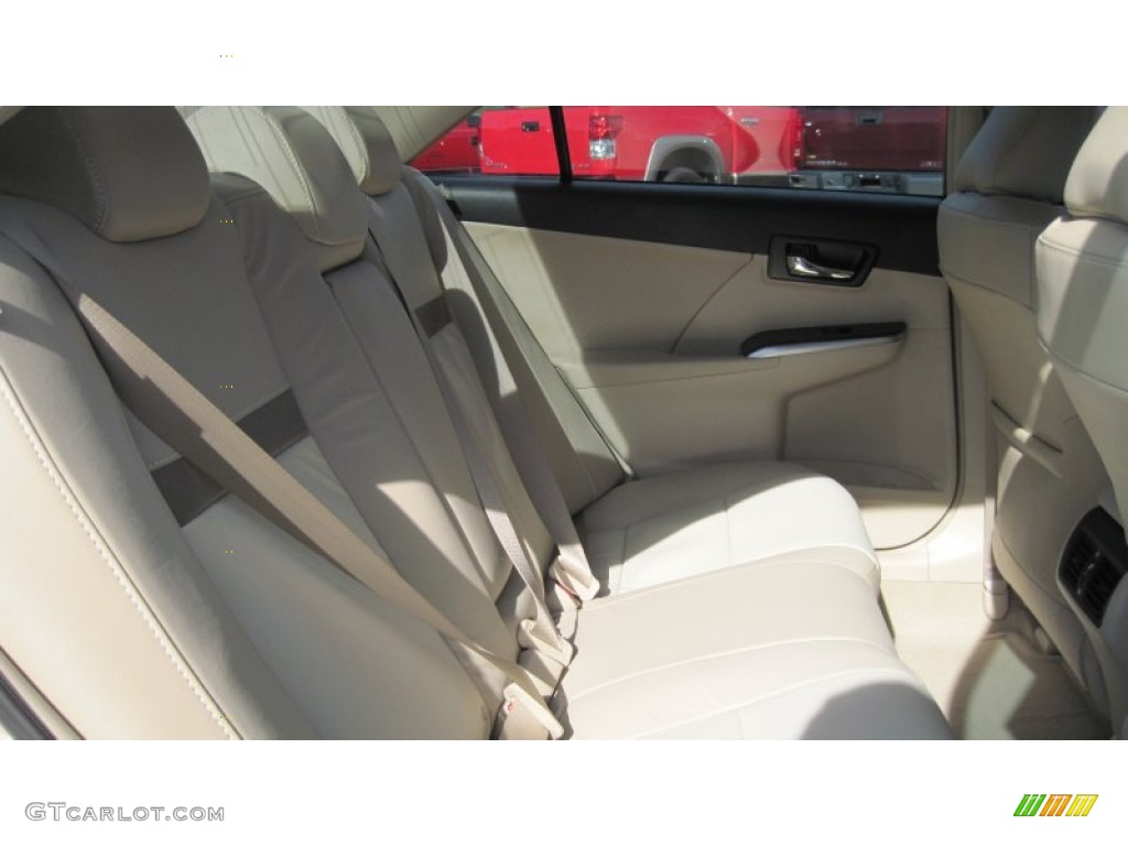 2012 Camry XLE V6 - Sandy Beach Metallic / Ivory photo #17