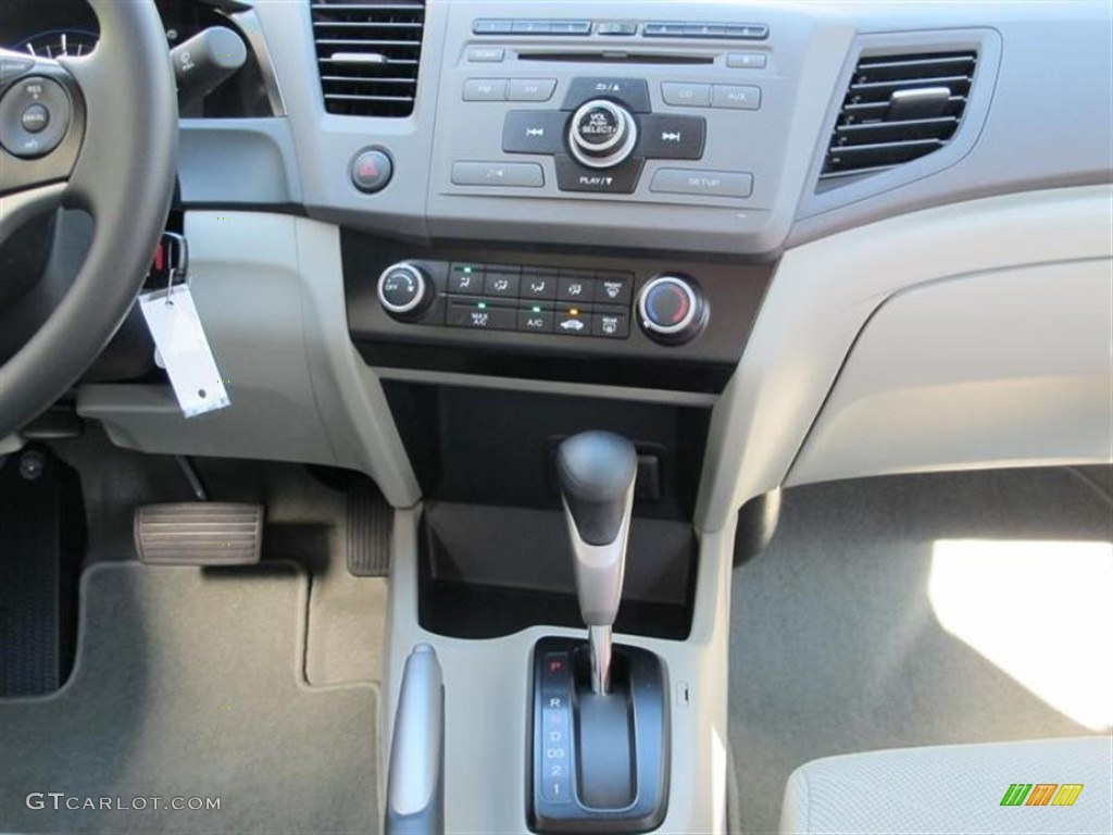 2012 Honda Civic HF Sedan Controls Photos