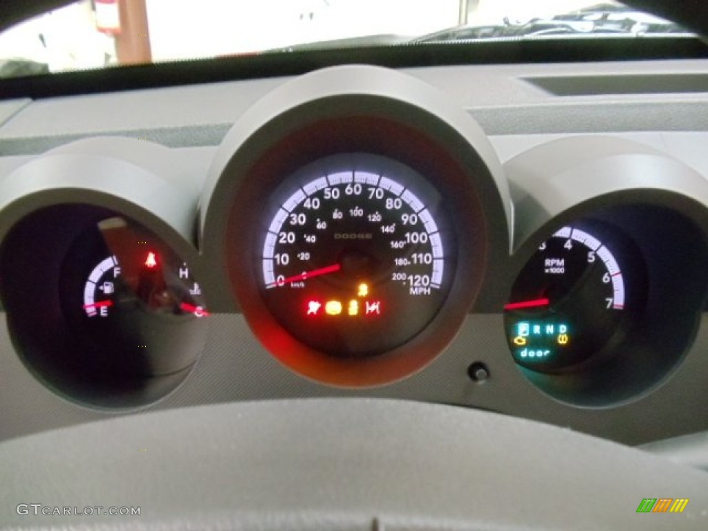2011 Dodge Nitro Heat 4.0 4x4 Gauges Photo #57290715