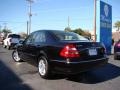 Black - E 320 4Matic Sedan Photo No. 26