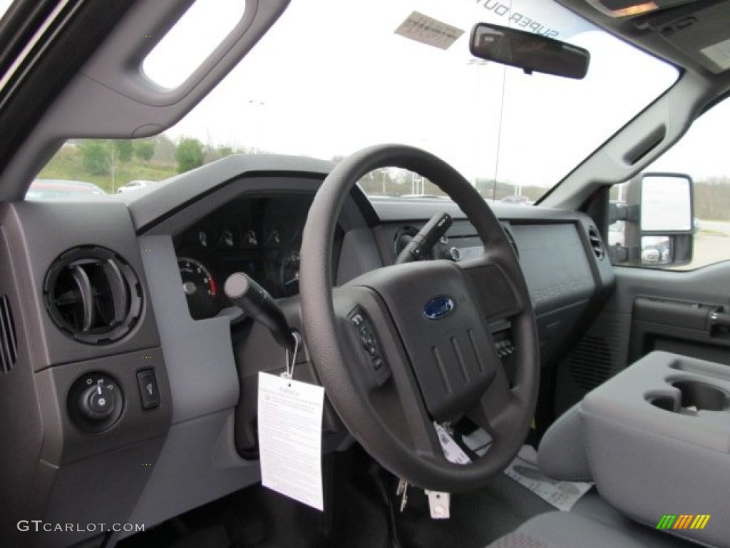 2012 F250 Super Duty XL Crew Cab 4x4 - Vermillion Red / Steel photo #15