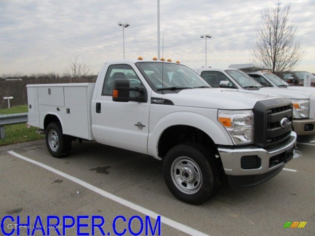 Oxford White Ford F350 Super Duty