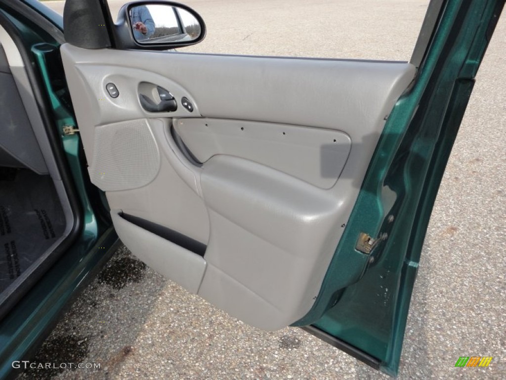 2000 Focus ZTS Sedan - Rainforest Green Metallic / Medium Graphite photo #19