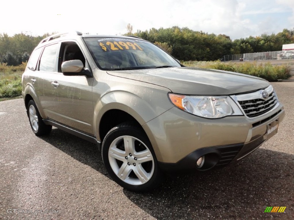 2009 Forester 2.5 X Premium - Topaz Gold Metallic / Black photo #1
