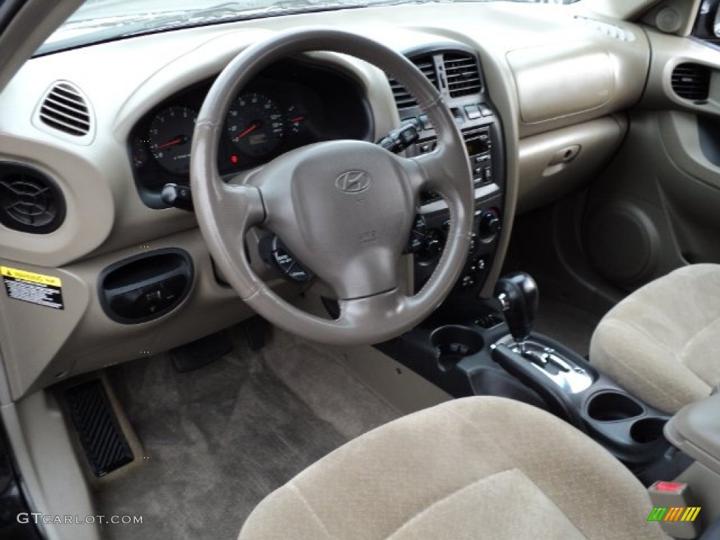 Beige Interior 2004 Hyundai Santa Fe GLS Photo #57308094