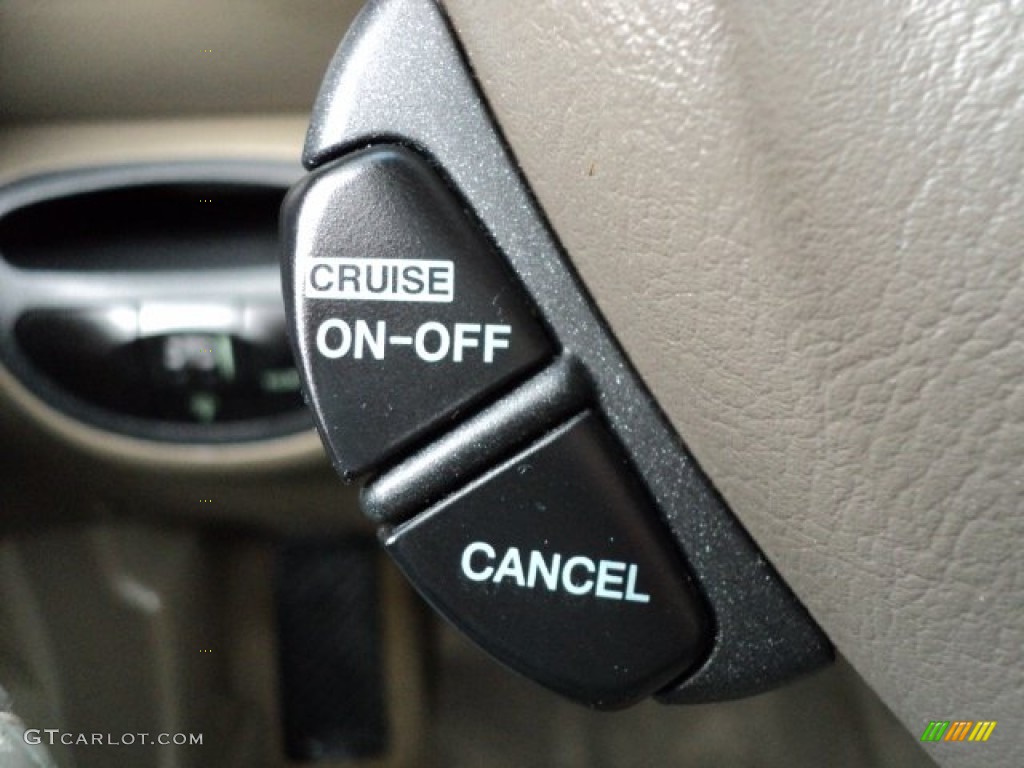 2004 Hyundai Santa Fe GLS Controls Photo #57308213