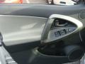 Classic Silver Metallic - RAV4 4WD Photo No. 6