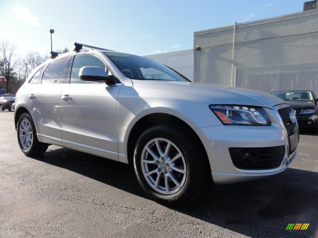 2011 Q5 2.0T quattro - Ice Silver Metallic / Black photo #5