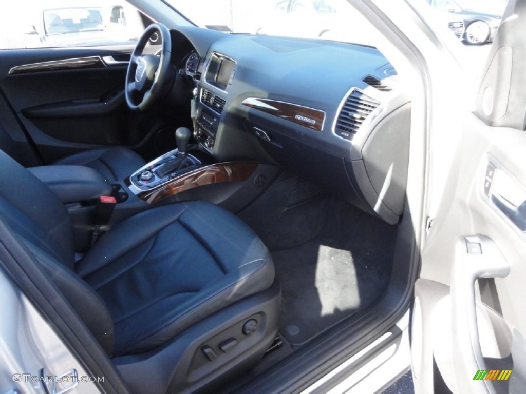 2011 Q5 2.0T quattro - Ice Silver Metallic / Black photo #18