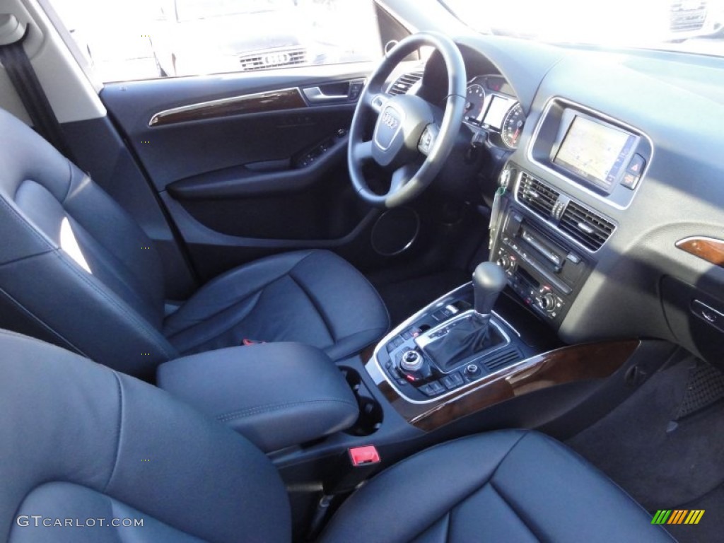 2011 Q5 2.0T quattro - Ice Silver Metallic / Black photo #19