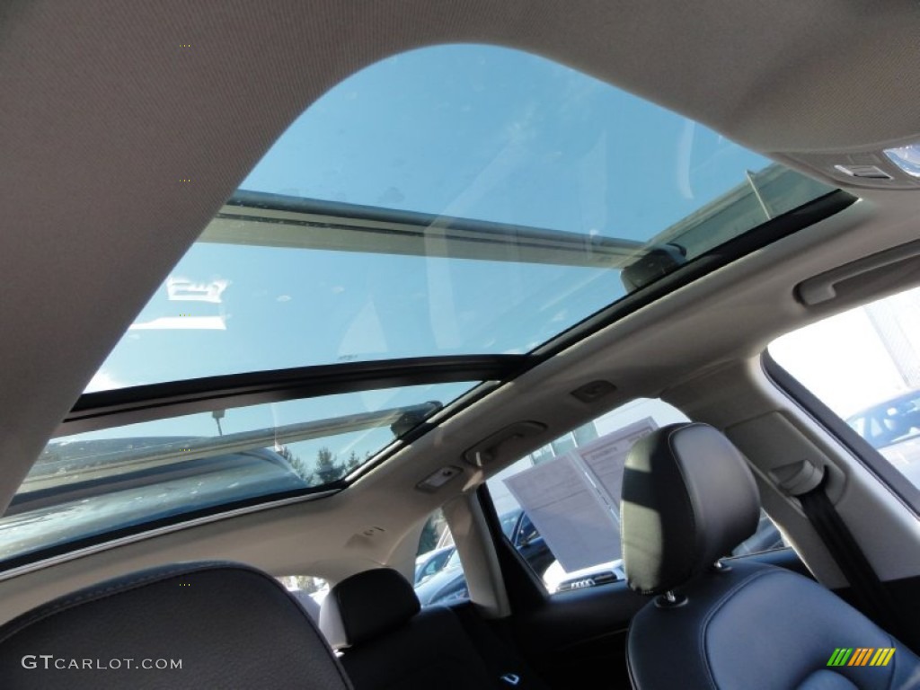 2011 Q5 2.0T quattro - Ice Silver Metallic / Black photo #21