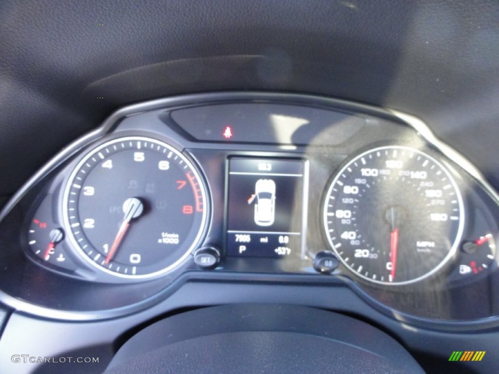 2011 Q5 2.0T quattro - Ice Silver Metallic / Black photo #40