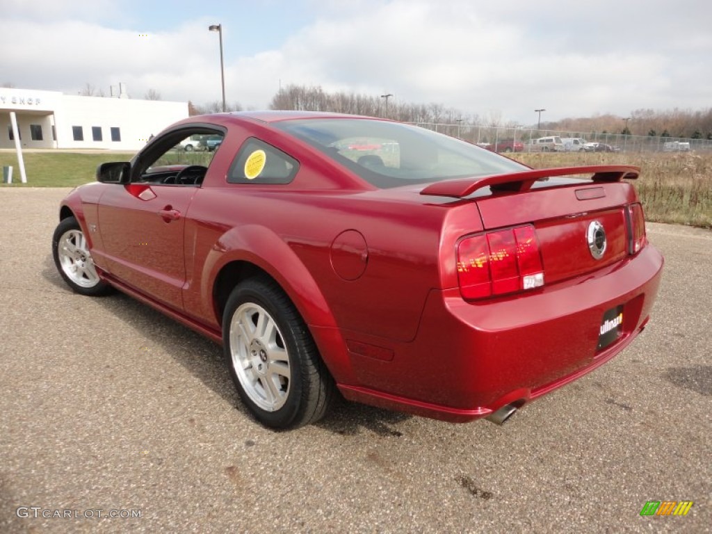 2008 Mustang GT Premium Coupe - Dark Candy Apple Red / Dark Charcoal photo #10