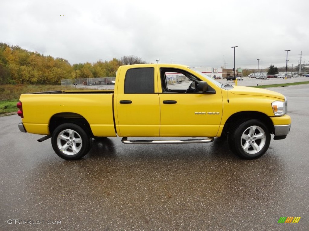 2007 Ram 1500 Big Horn Edition Quad Cab 4x4 - Detonator Yellow / Medium Slate Gray photo #21