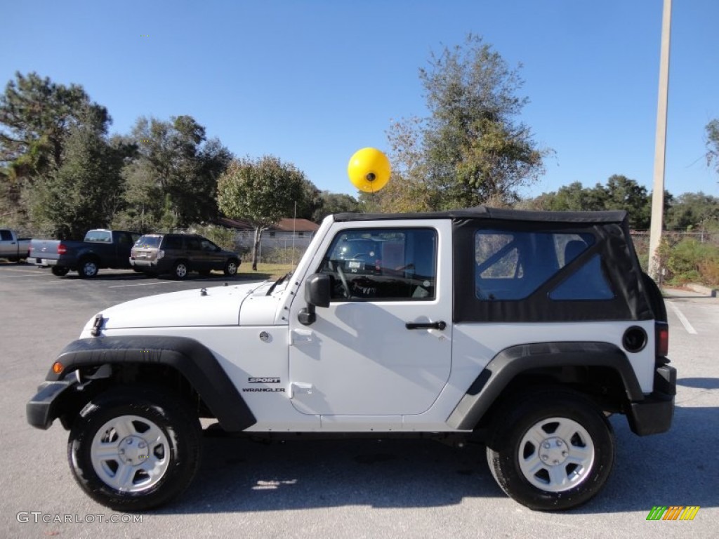 2011 Wrangler Sport 4x4 - Bright White / Black photo #2