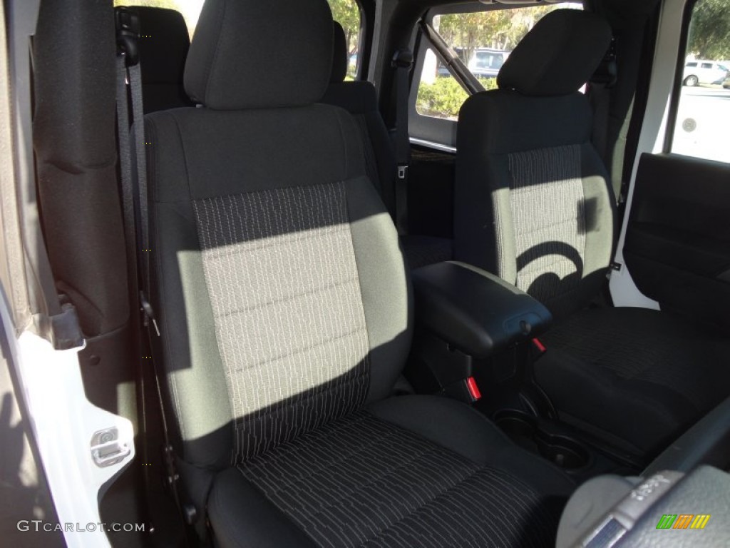 2011 Wrangler Sport 4x4 - Bright White / Black photo #12