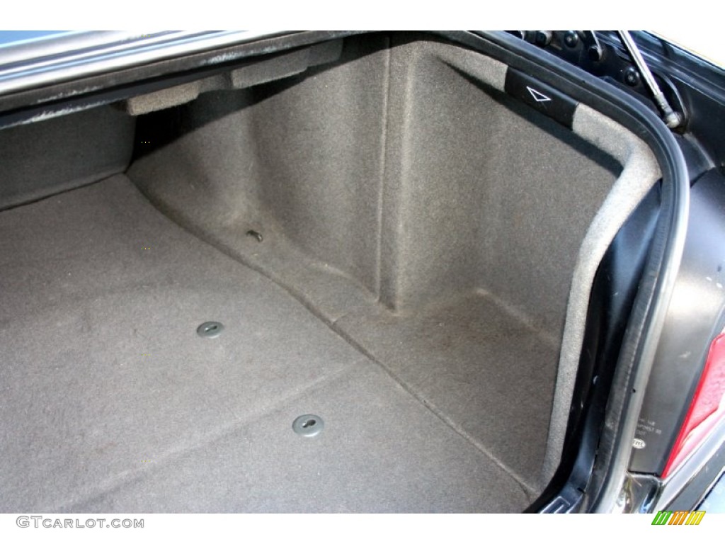 2003 BMW 5 Series 540i Sedan Trunk Photo #57314731