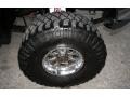 2001 Ford F350 Super Duty XLT SuperCab 4x4 Dually Wheel and Tire Photo