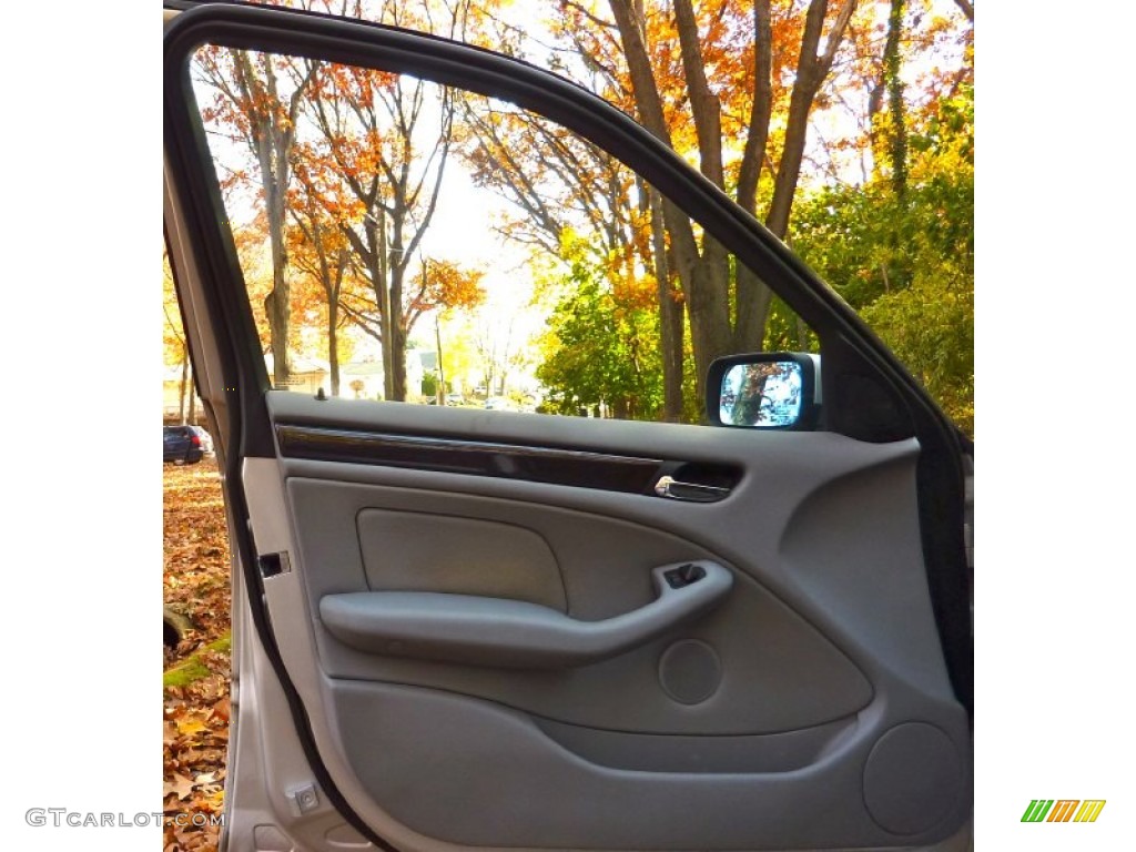 2000 BMW 3 Series 323i Sedan Grey Door Panel Photo #57317872