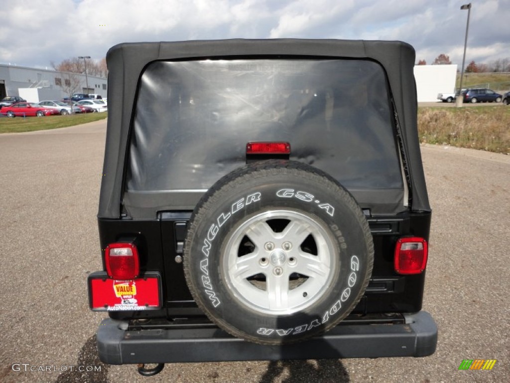 2004 Wrangler Unlimited 4x4 - Black / Dark Slate Gray photo #2