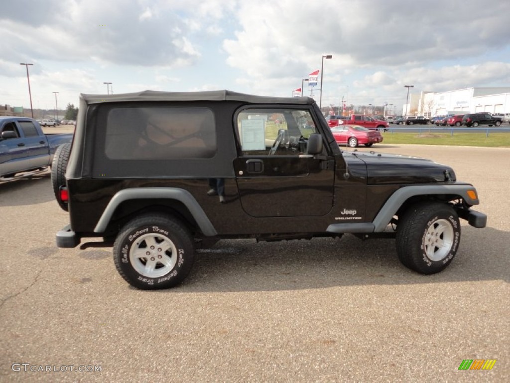 2004 Wrangler Unlimited 4x4 - Black / Dark Slate Gray photo #18