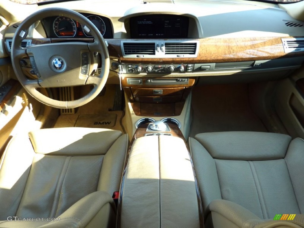 2002 7 Series 745i Sedan - Black Sapphire Metallic / Beige III photo #8