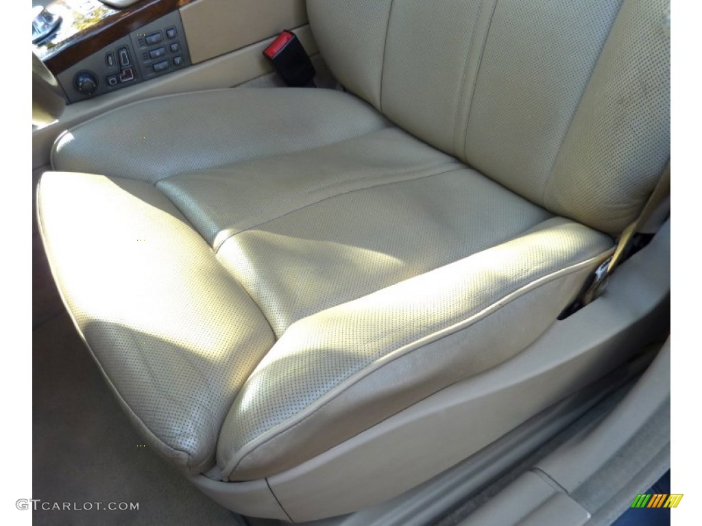 2002 7 Series 745i Sedan - Black Sapphire Metallic / Beige III photo #13