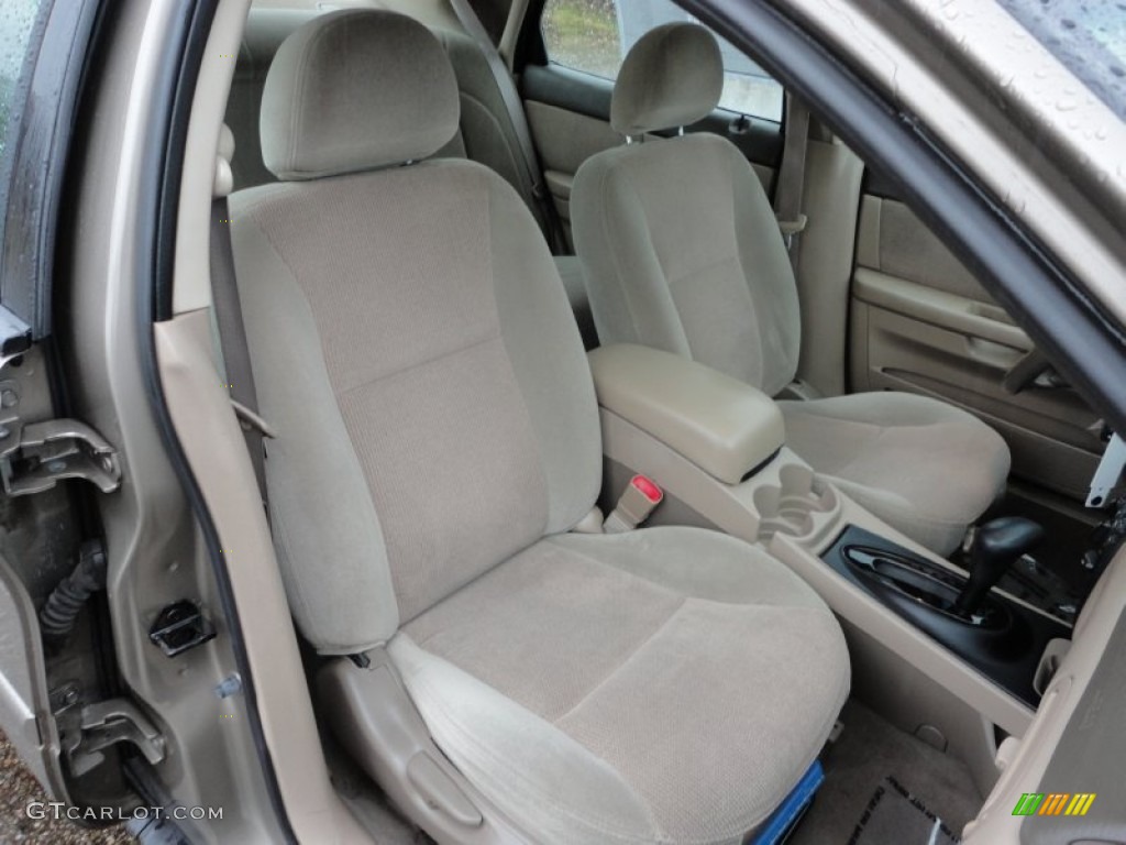 Medium Parchment Interior 2002 Ford Taurus SES Photo #57321031