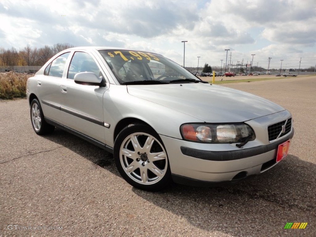 2002 S60 2.4T AWD - Silver Metallic / Graphite photo #1