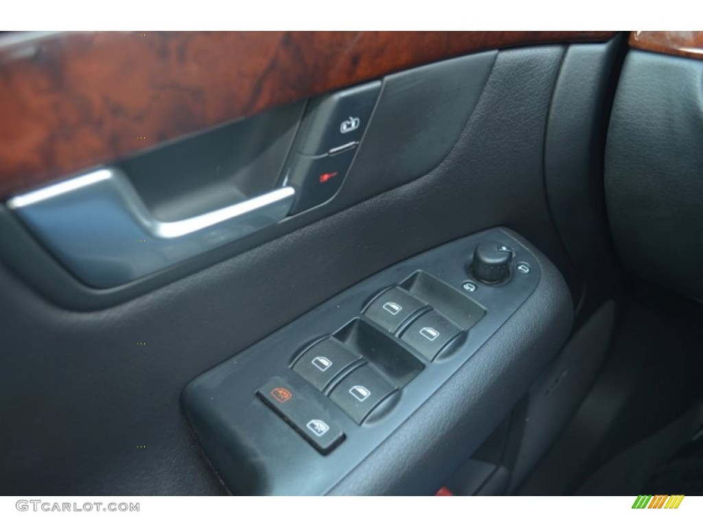2005 Audi A4 3.0 Sedan Controls Photo #57321181