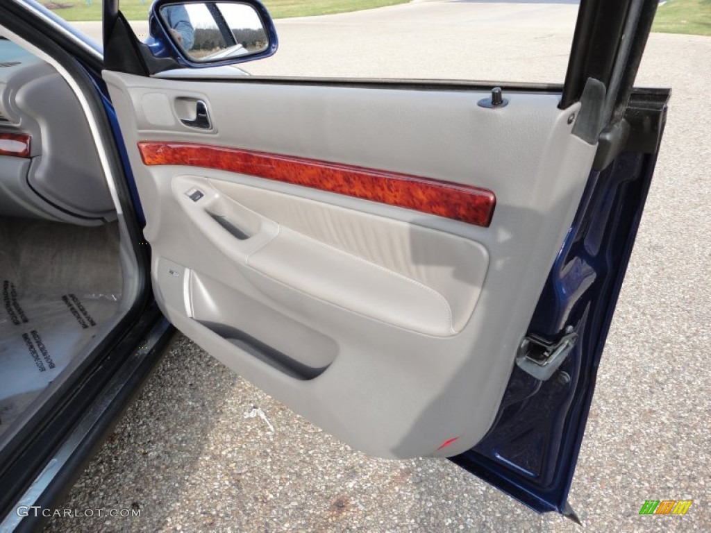 2001 Audi A4 2.8 quattro Avant Clay Door Panel Photo #57323014